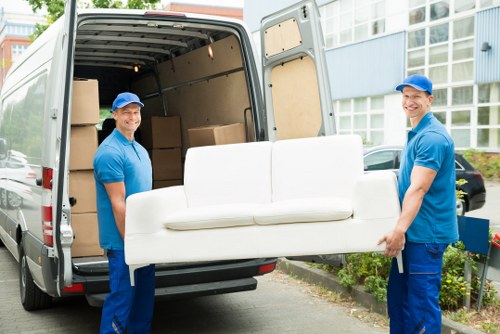Removal van service in Mortlake for local home moves