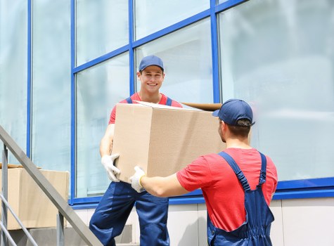 Small removal service for flats, furniture, and deliveries in Mortlake