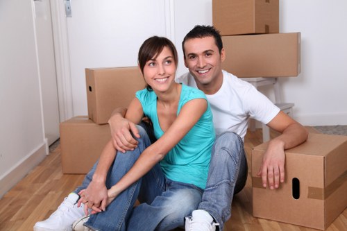 Planning and preparing boxes for removal truck hire in Mortlake